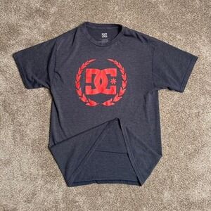 Y2K DC GRAPHIC TEE